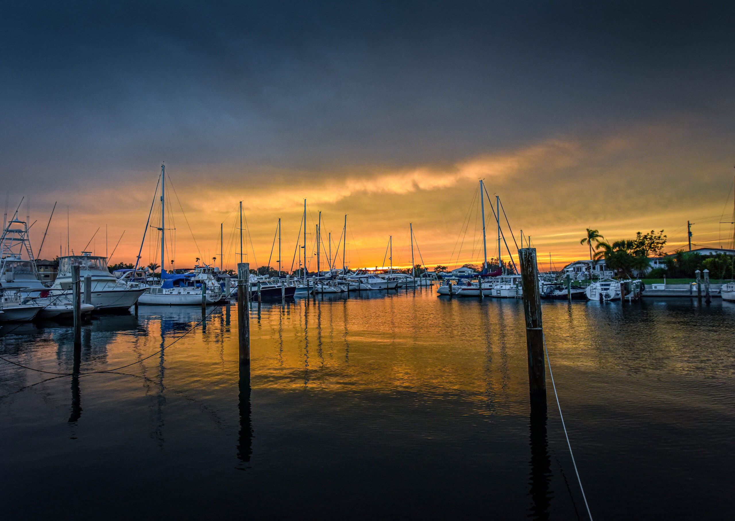 Dockside Waterfront Grill