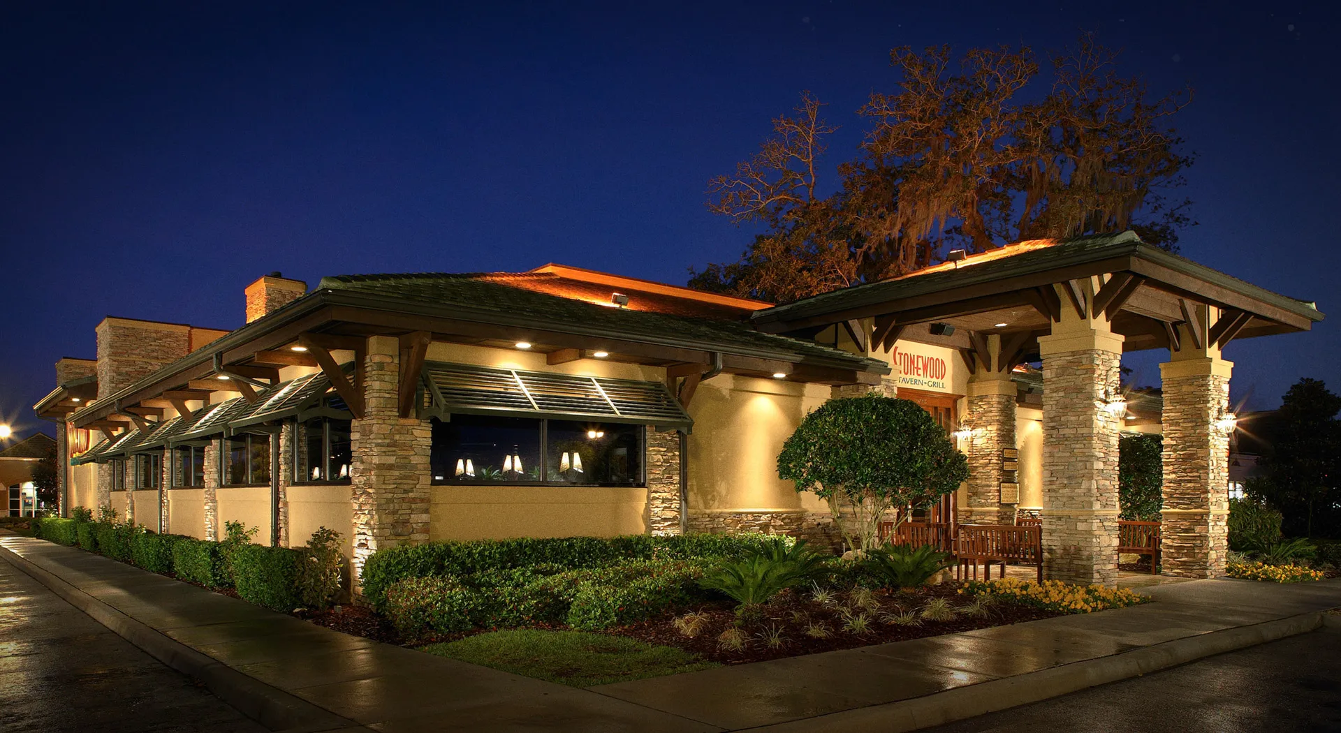Stonewood Grill & Tavern